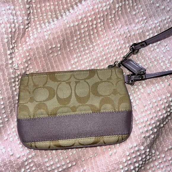 Coach Wristlet - Picture 3 of 3